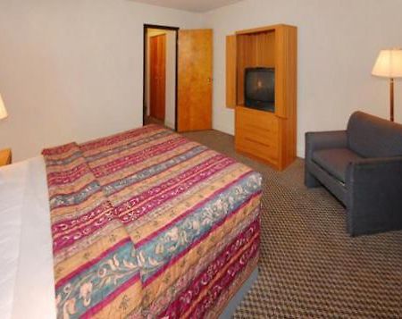 Clarion Hotel & Convention Center Atlantic City West Еґґ-Гарбор-Тауншіп Номер фото